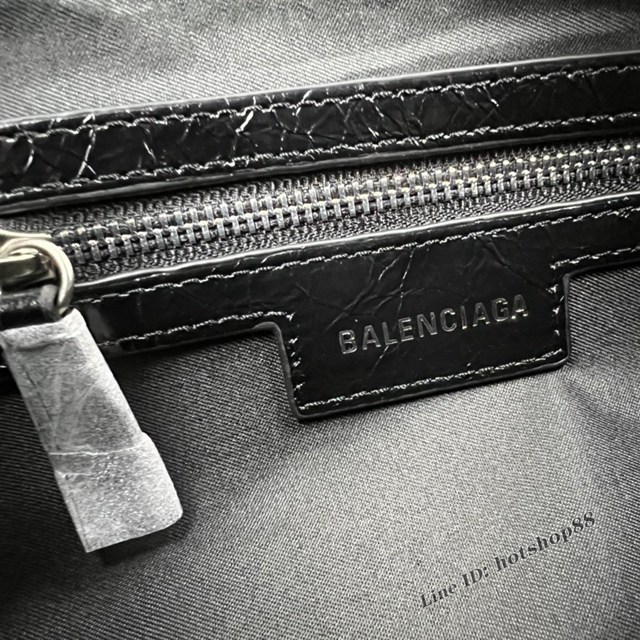 Balenciaga專櫃爆款Le Cagole半月牙腋下包餃子包 巴黎世家經典大號爆裂黑鱷金機車包 fyj1084